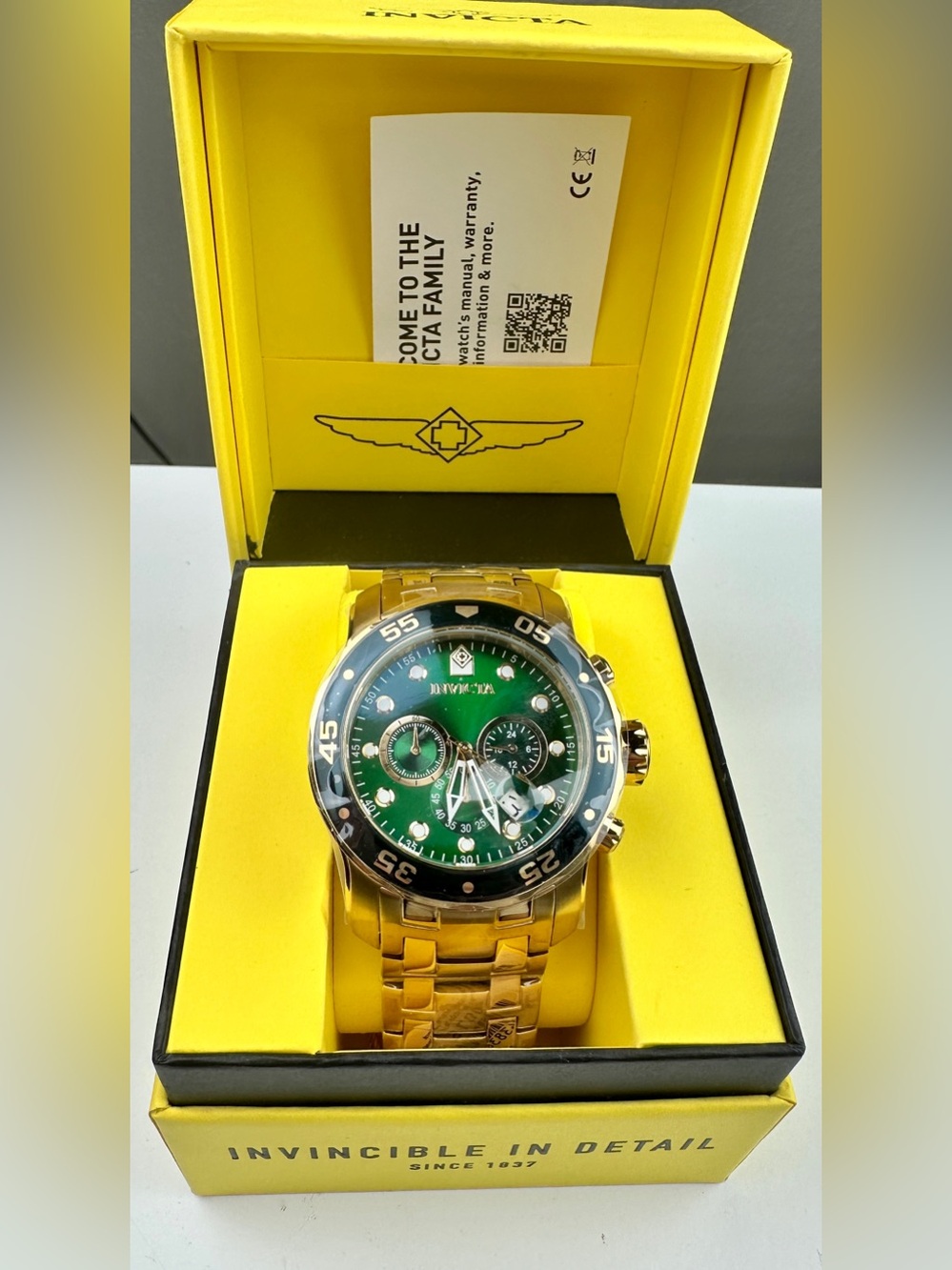 Invicta Pro Diver 0075 Green Dial Gold Chronograph 48mm Watch NEW w/ Box